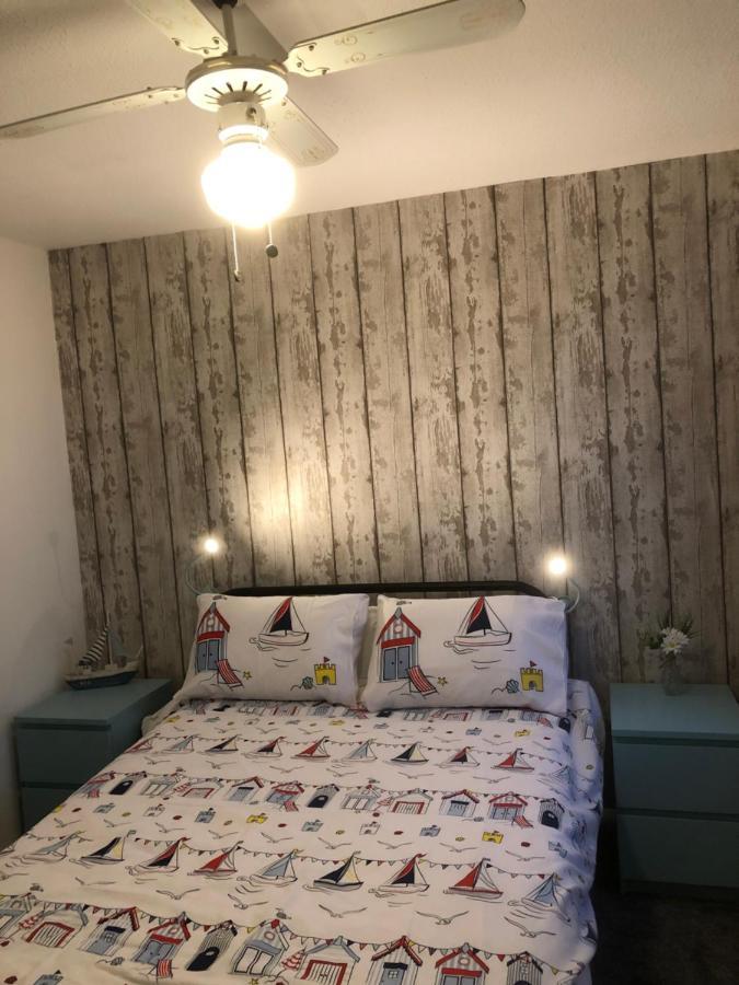 Gwel Y Fenai Apartment Y Felinheli ภายนอก รูปภาพ